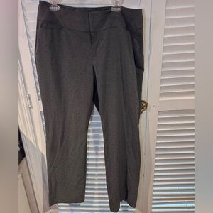 ELLE Gray Polka Dot Straight Leg Dress Pants Size 14 Stretch Career Work